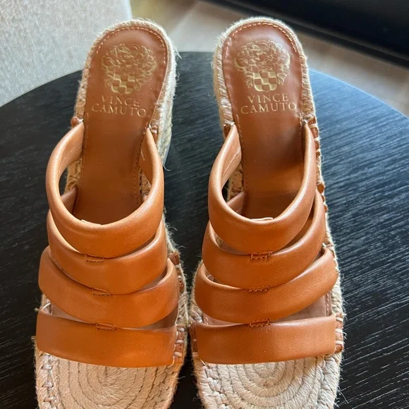 Vince Camuto wedge slide. Carmel color. Size 8. - Picture 3 of 6